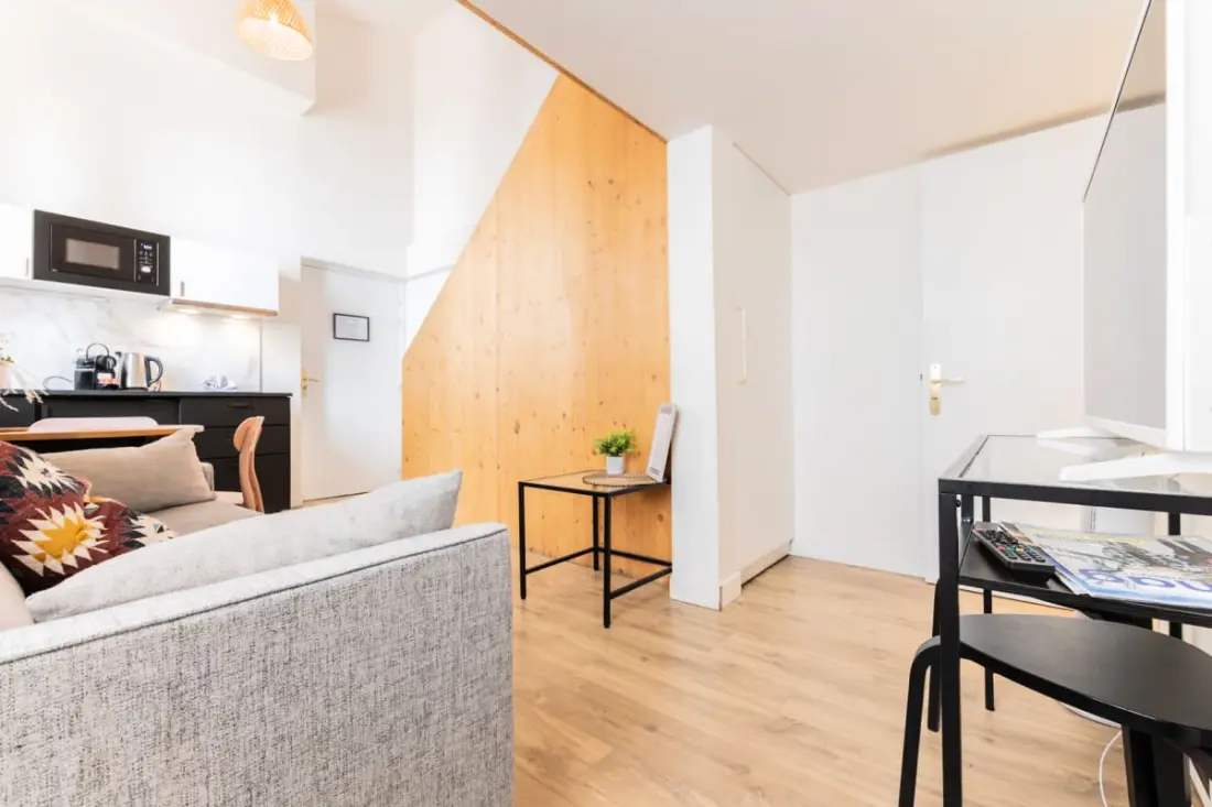 Duplex Confortable Dans La Belle Pierre Placé Au Porte De La Gare St-jean