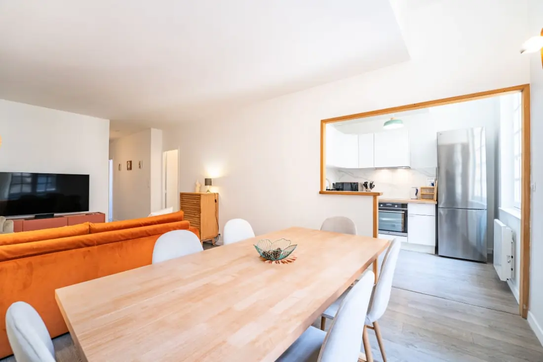 Magnifique Appartement De Charme Confortable Pour 6 Dans La Rue Ausone