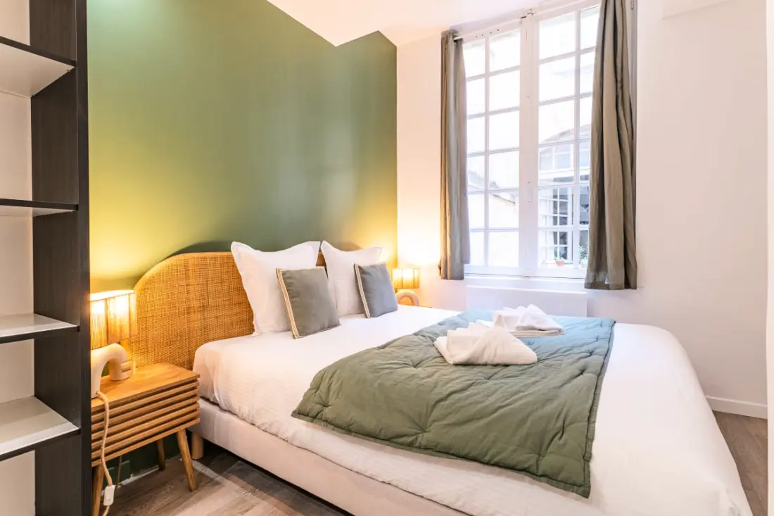 Magnifique Appartement De Charme Confortable Pour 6 Dans La Rue Ausone