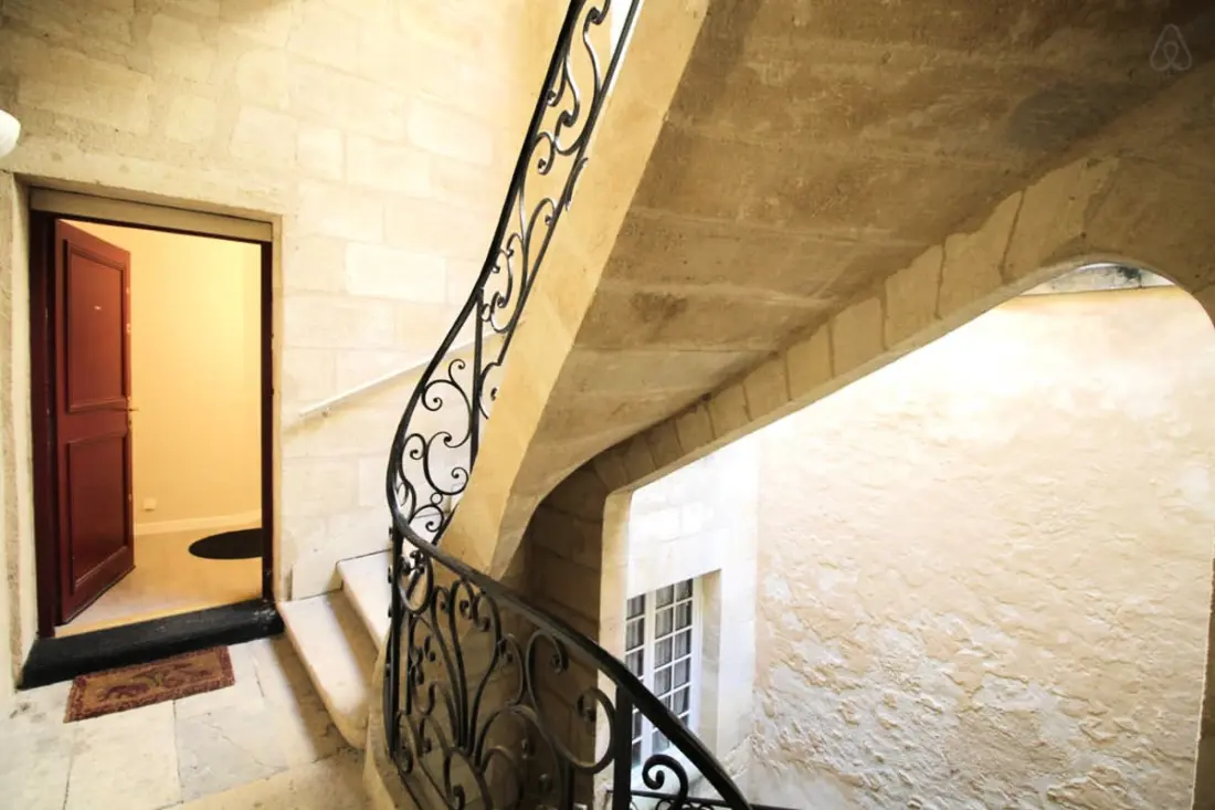 Magnifique Appartement De Charme Confortable Pour 6 Dans La Rue Ausone