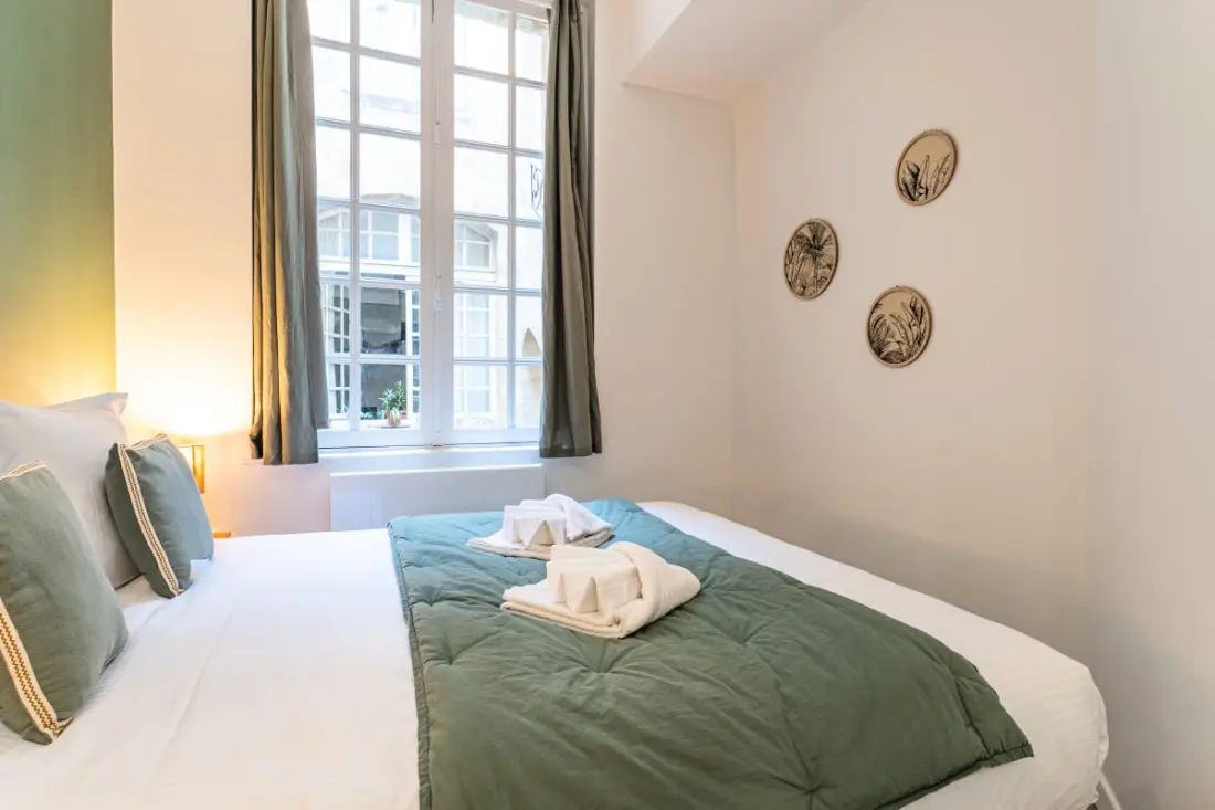 Magnifique Appartement De Charme Confortable Pour 6 Dans La Rue Ausone