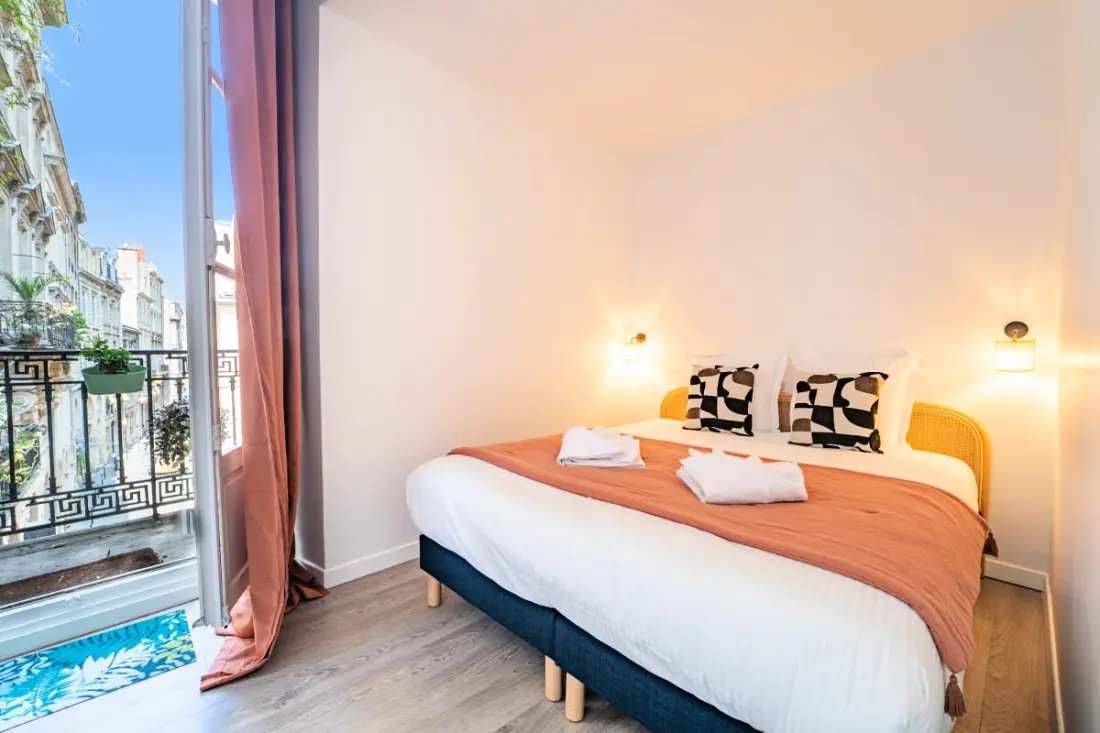Magnifique Appartement De Charme Confortable Pour 6 Dans La Rue Ausone