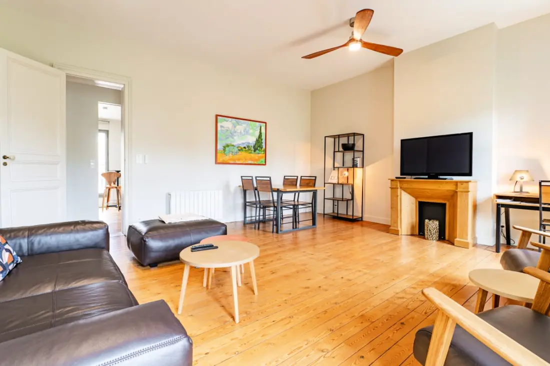 Magnifique Et Lumineux T3 De Charme Aux Quinconces Idéal Pour 4 Personnes