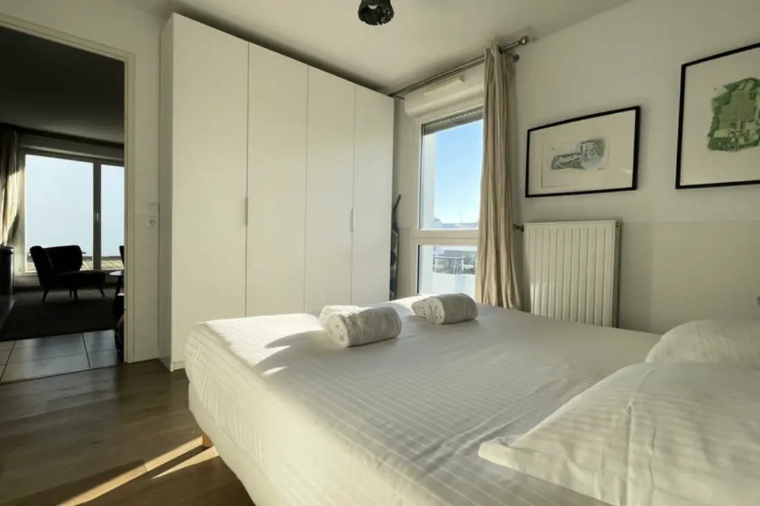 Spacieux Appartement Remarquablement Lumineux Avec Parking à La Cité Du Vin