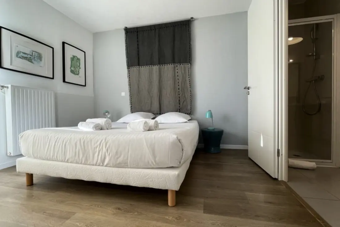 Spacieux Appartement Remarquablement Lumineux Avec Parking à La Cité Du Vin