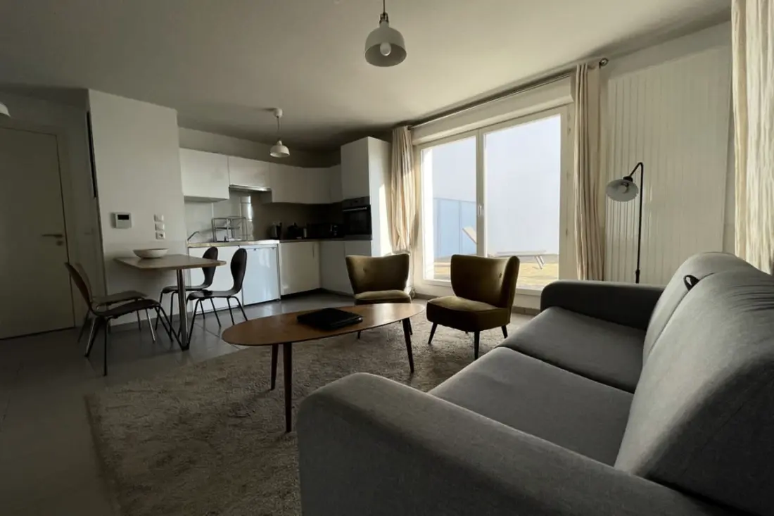 Spacieux Appartement Remarquablement Lumineux Avec Parking à La Cité Du Vin