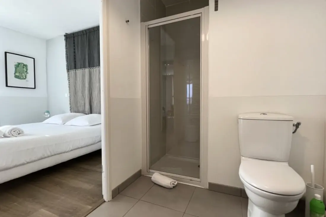 Spacieux Appartement Remarquablement Lumineux Avec Parking à La Cité Du Vin