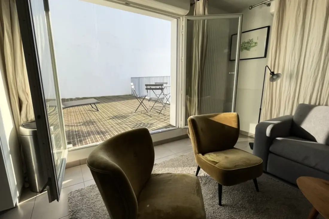 Spacieux Appartement Remarquablement Lumineux Avec Parking à La Cité Du Vin