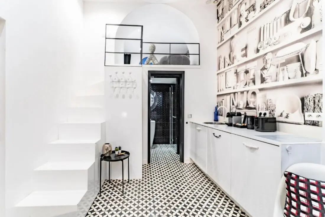 Studio D'architecte Charmant Dans Un Immeuble Du Xviiième Dans Le Centre