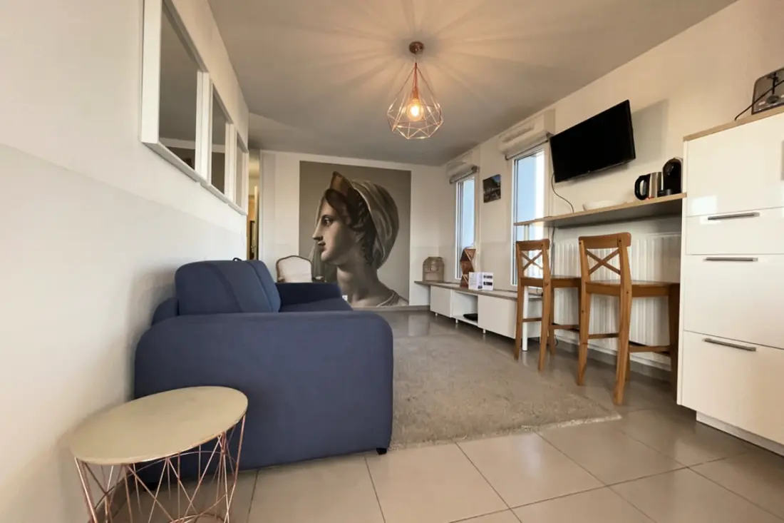 Studio Harmonieusement Aménagé Avec Parking Et Terrasse Vers La Cité Du Vin