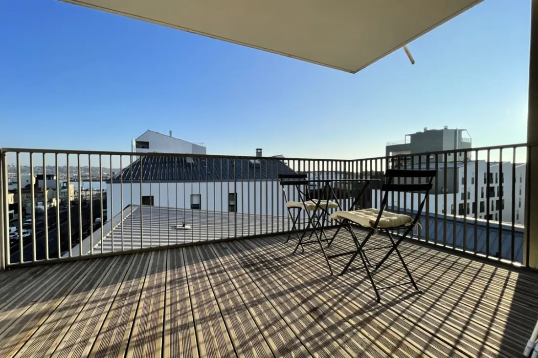 Studio Harmonieusement Aménagé Avec Parking Et Terrasse Vers La Cité Du Vin