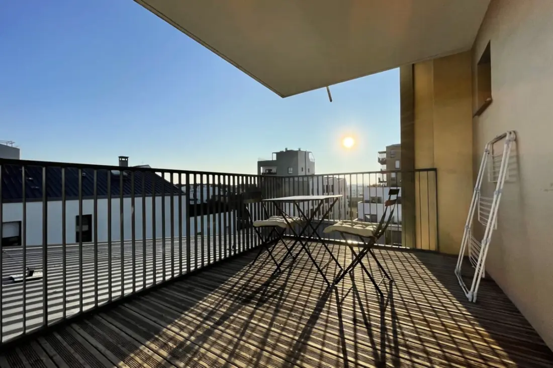 Studio Harmonieusement Aménagé Avec Parking Et Terrasse Vers La Cité Du Vin