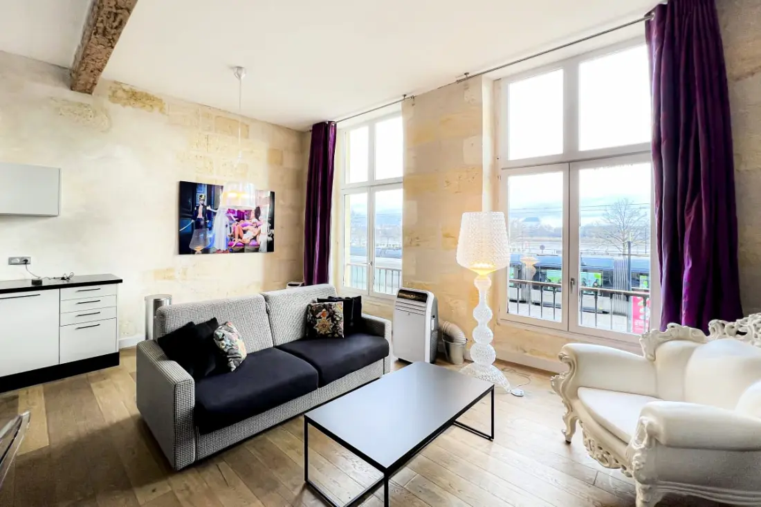 Superbe Appartement 2 Chambres Avec Vue Sur La Garonne