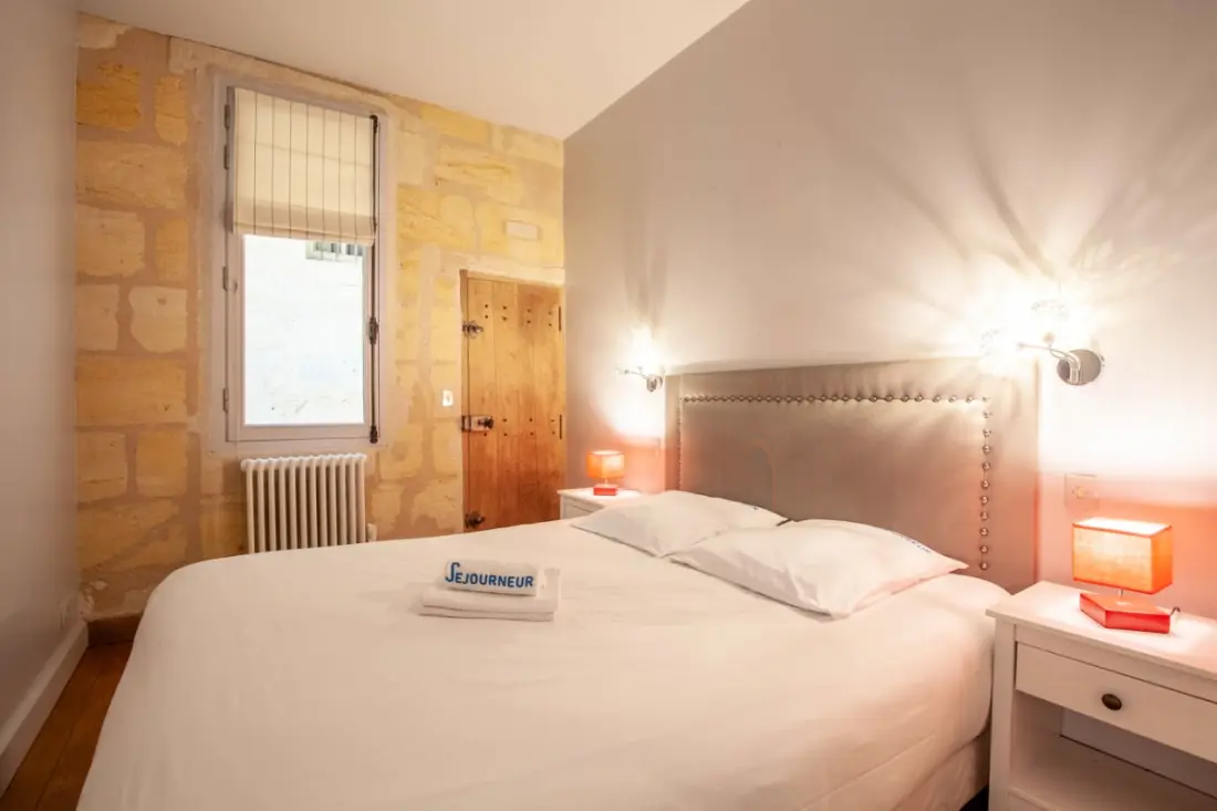 Superbe Appartement à La Belle Pierre Pour 4 Dans La Rue Des Antiquaires