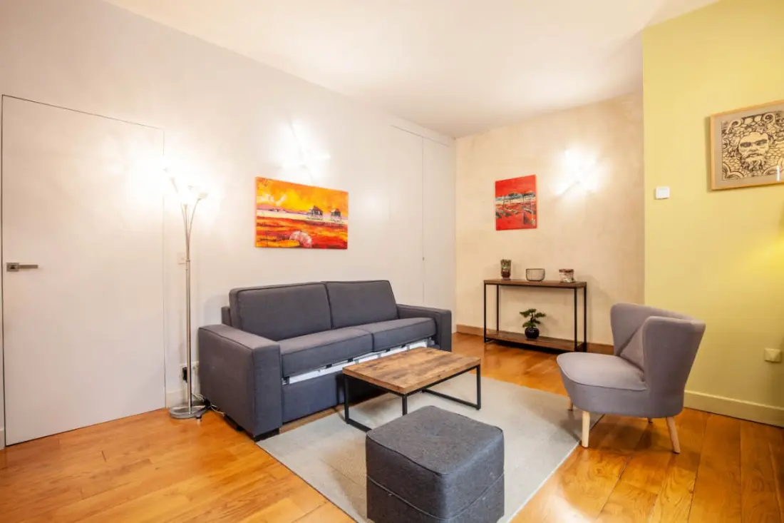 Superbe Appartement à La Belle Pierre Pour 4 Dans La Rue Des Antiquaires