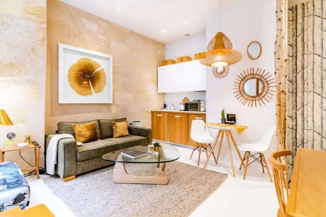 Superbe Appartement Bordelais Plein De Charme Et Lumineux Avec Terrasse
