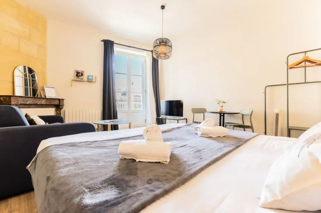 Superbe Appartement Cozy Et Charmant Pour 2 Vers La Gare Saint-jean