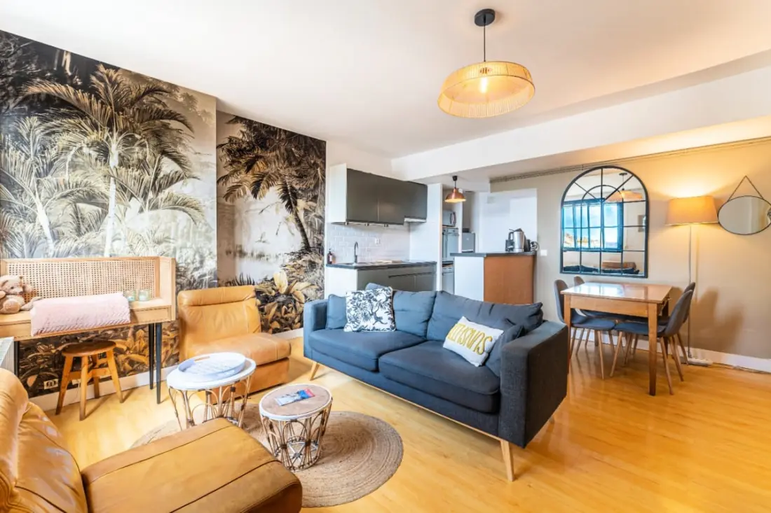 Superbe Appartement Joliment Décoré Pour 4 P Sur Les Quais De Bordeaux