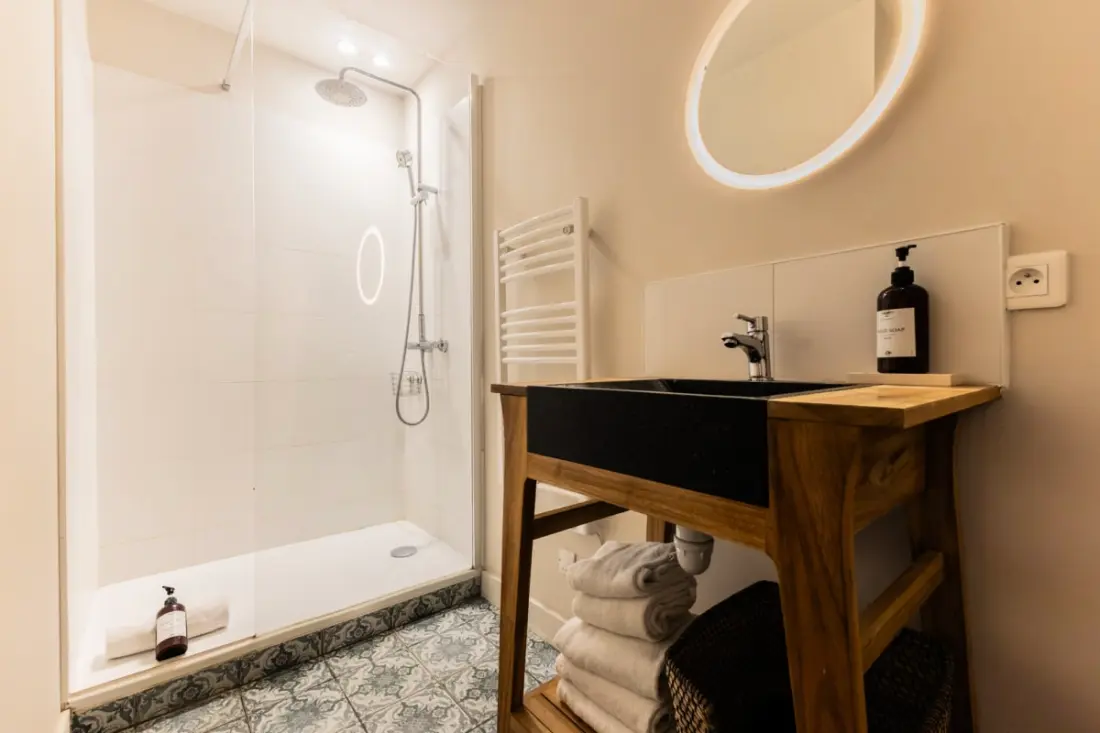 Superbe Appartement Typiquement Bordelais En Hypercentre Pour 4 Personnes