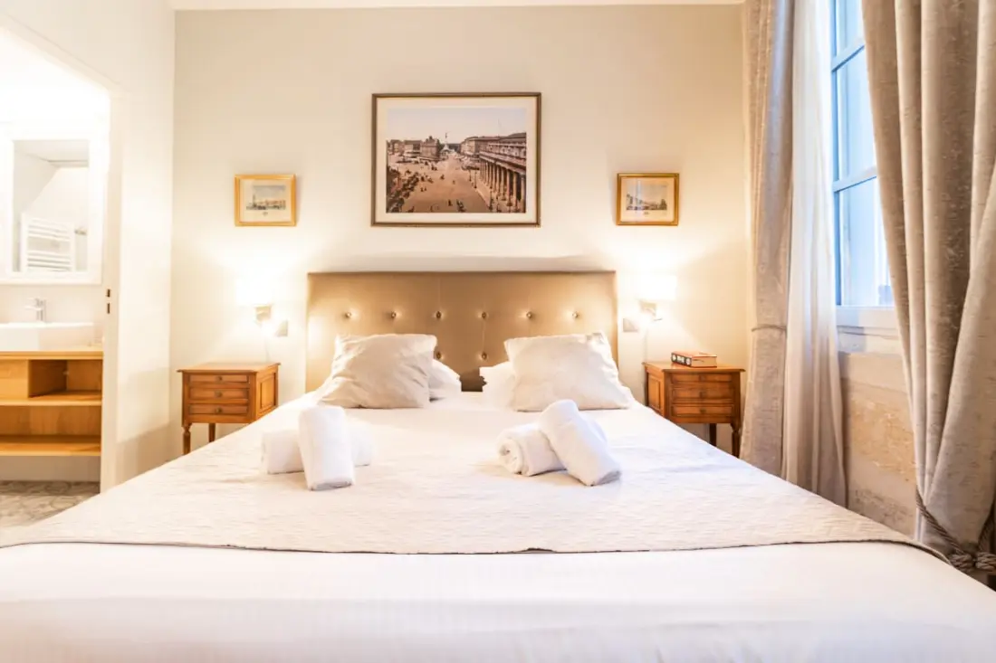 Superbe Duplex De Qualité, En Hypercentre Avec Rooftop Et Climatisation
