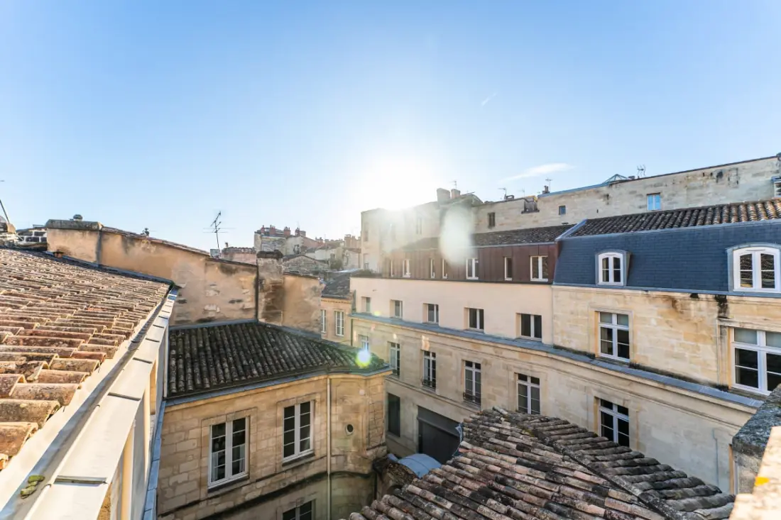 Superbe Duplex De Qualité, En Hypercentre Avec Rooftop Et Climatisation