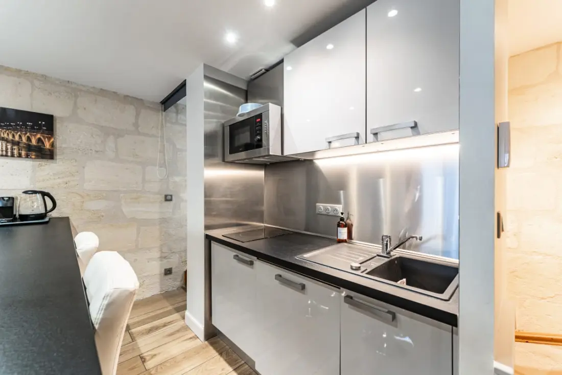 Superbe Duplex De Qualité, En Hypercentre Avec Rooftop Et Climatisation