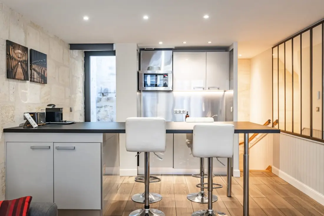 Superbe Duplex De Qualité, En Hypercentre Avec Rooftop Et Climatisation