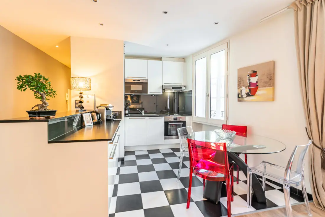 Superbe Appartement De 2 Chambres Au Cœur Du Quartier Gambetta