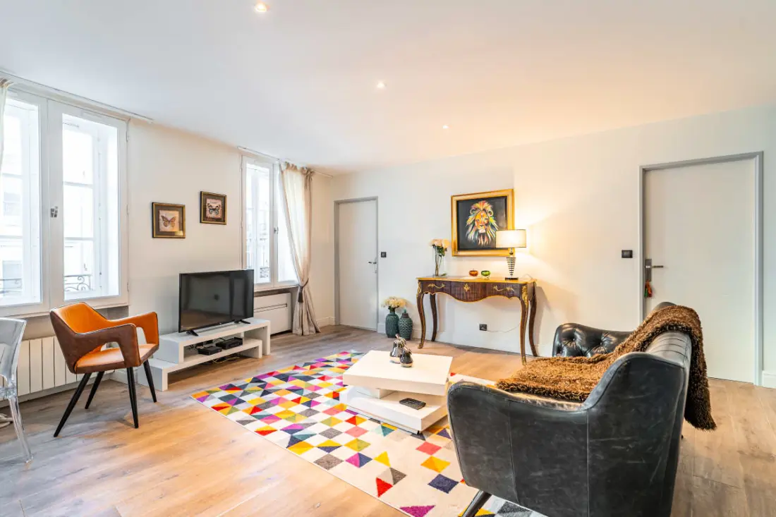 Superbe Appartement De 2 Chambres Au Cœur Du Quartier Gambetta