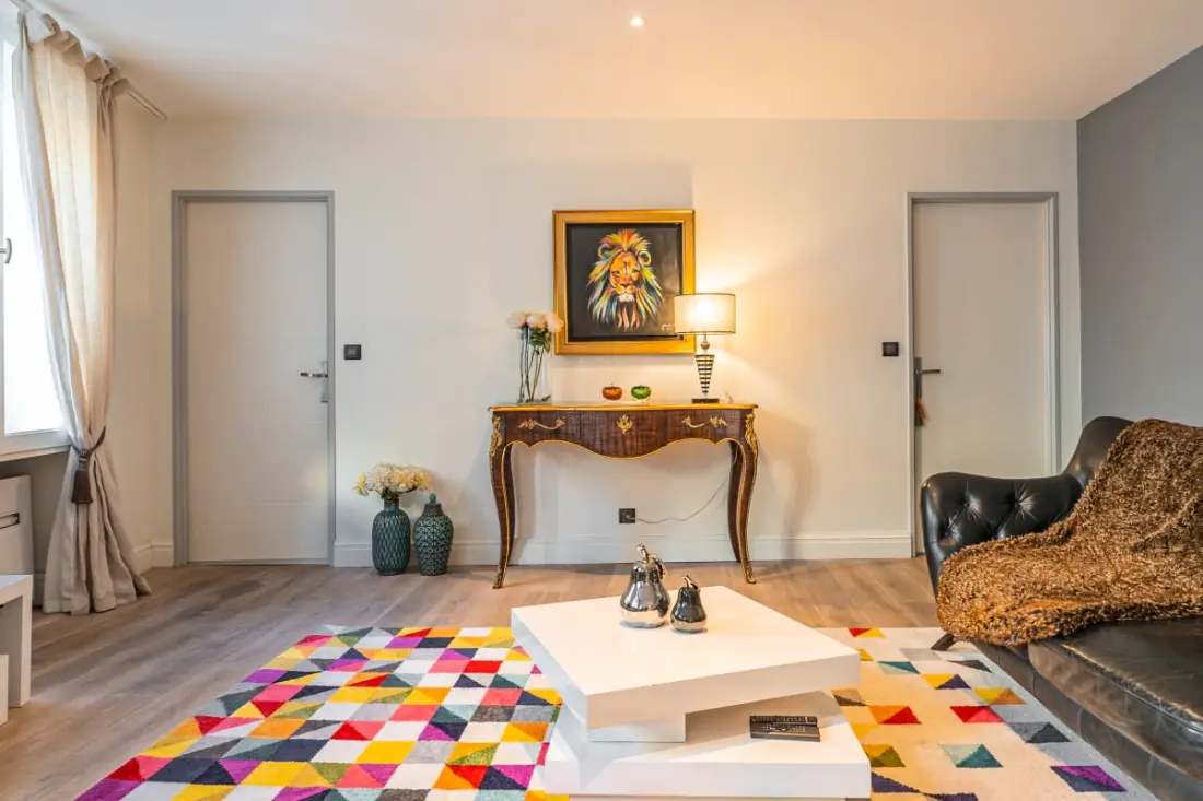 Superbe Appartement De 2 Chambres Au Cœur Du Quartier Gambetta