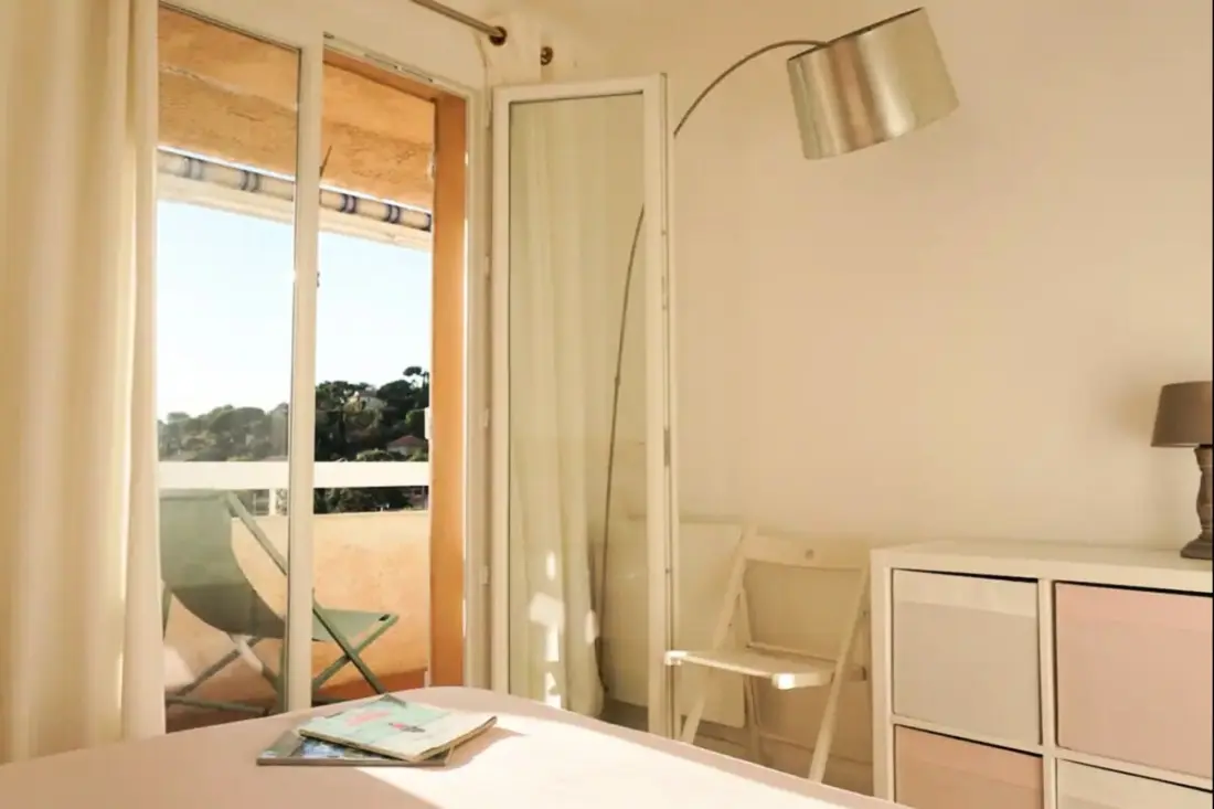 Résidence Appartement Lumineux En Résidence Avec Terrasse