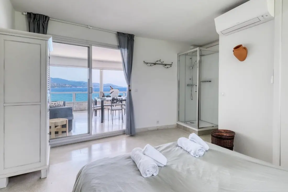 Résidence Magnifique Appartement Front De Mer - 6 Personnes