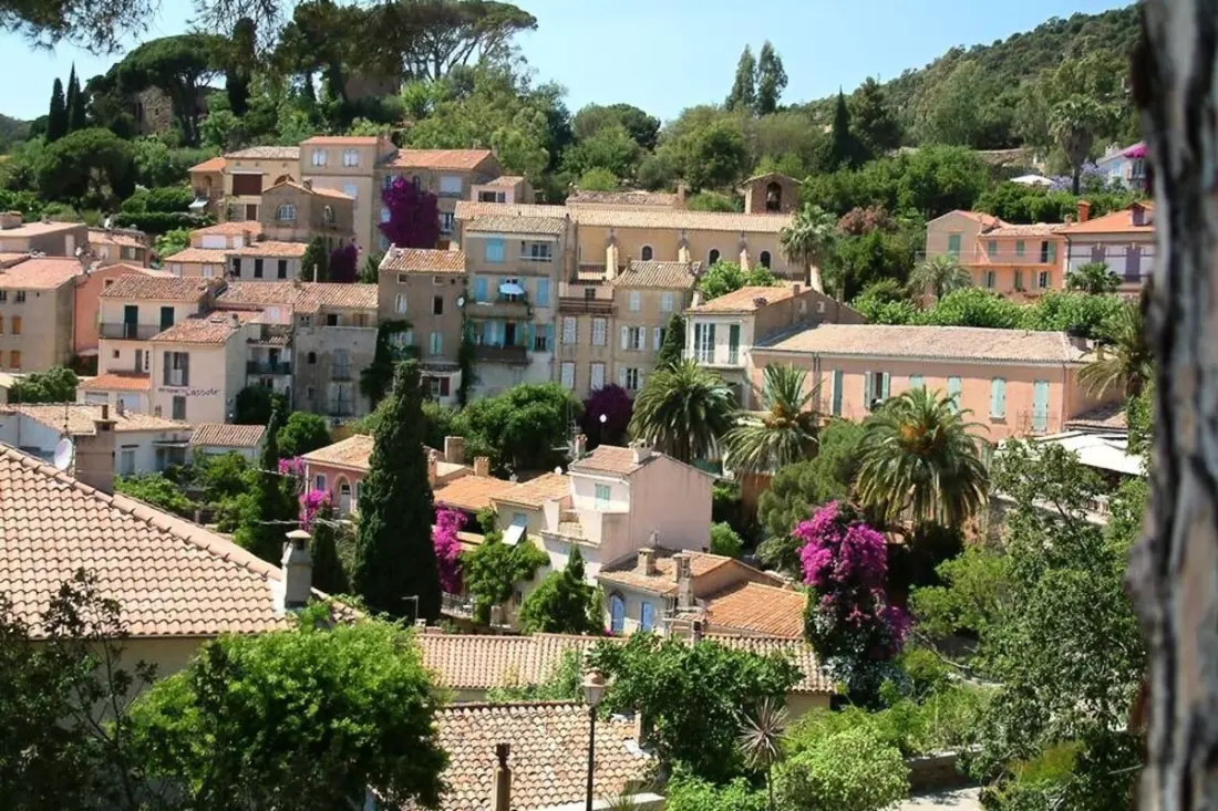 Résidence Studio "bormes In Blue" à La Favière - Classé 33 étoiles★★★