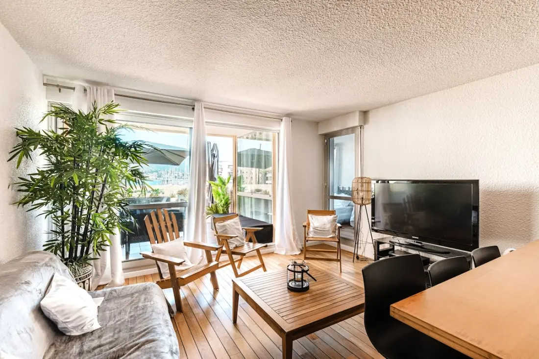 Résidence Superbe Appartement Sur Le Port De La Favière