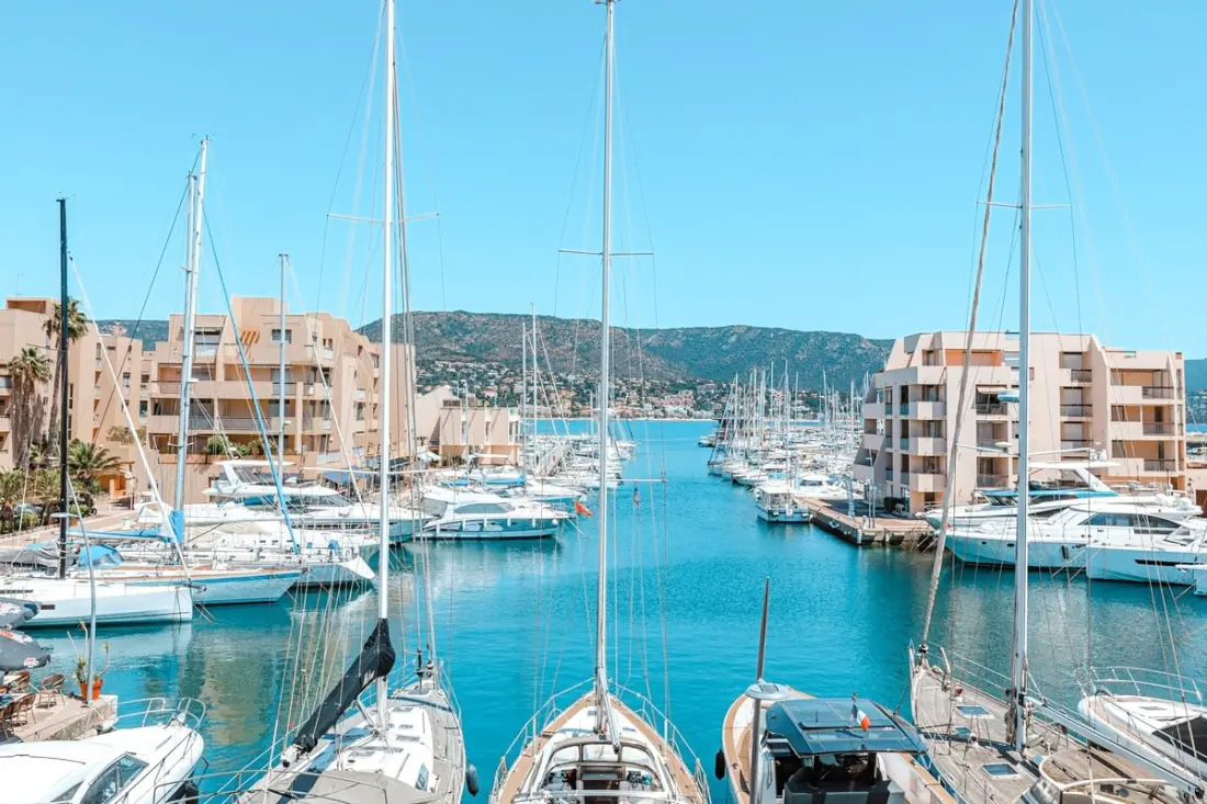 Résidence Superbe Appartement Sur Le Port De La Favière