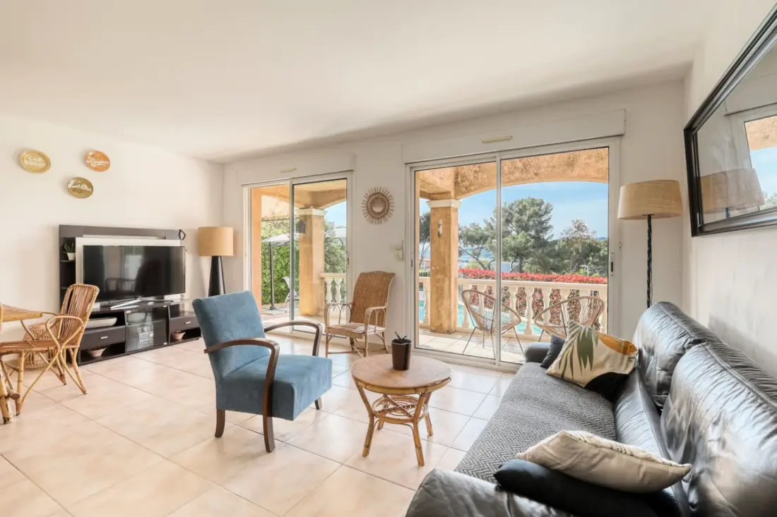 Résidence Vacances En Famille: Maison Avec Piscine &amp; Vue Mer