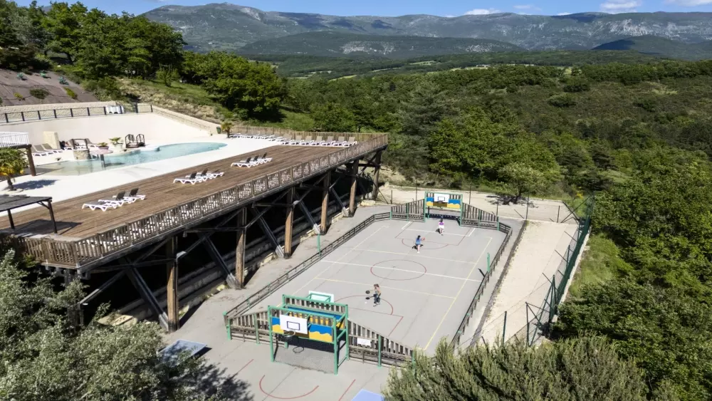 Camping Yelloh Village Les Bois du Châtelas 4 étoiles★★★★