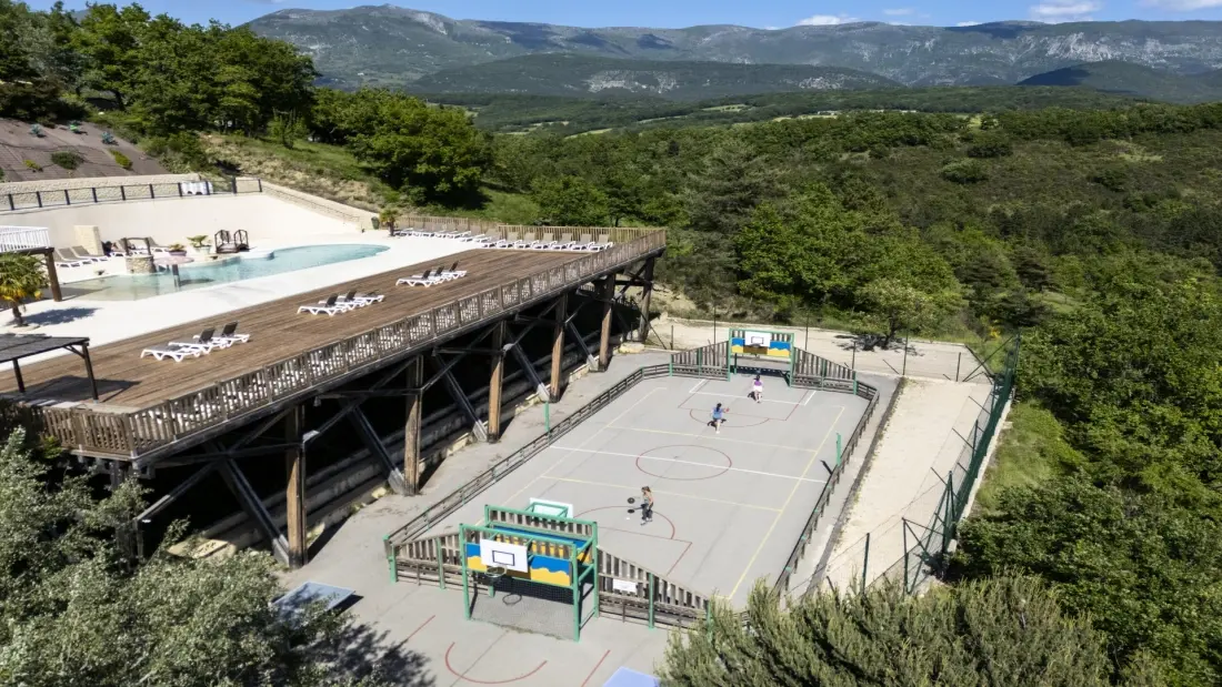 Camping Yelloh Village Les Bois du Châtelas 4 étoiles★★★★