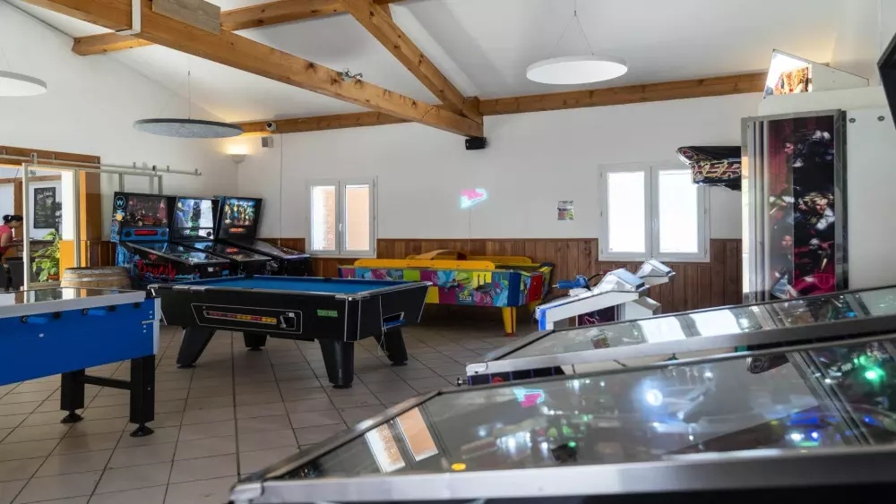 Camping Yelloh Village Les Bois du Châtelas 4 étoiles★★★★