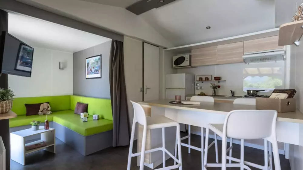 Camping Yelloh Village Les Bois du Châtelas 4 étoiles★★★★