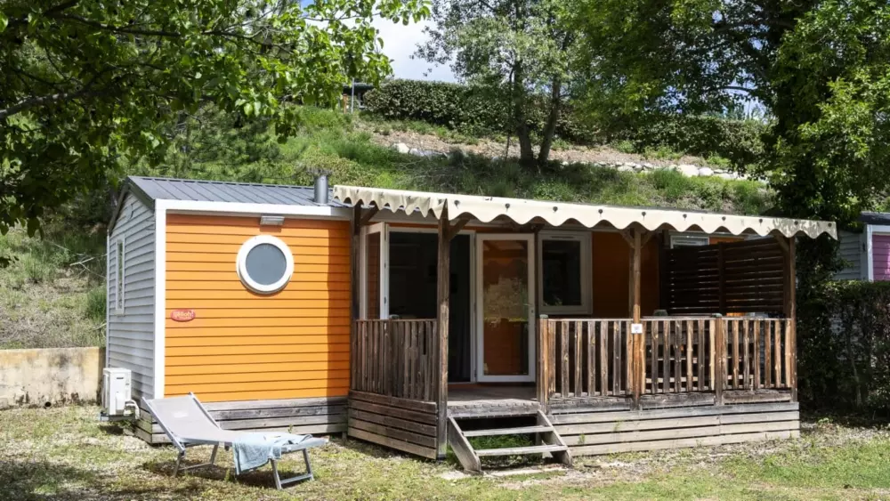 Camping Yelloh Village Les Bois du Châtelas 4 étoiles★★★★
