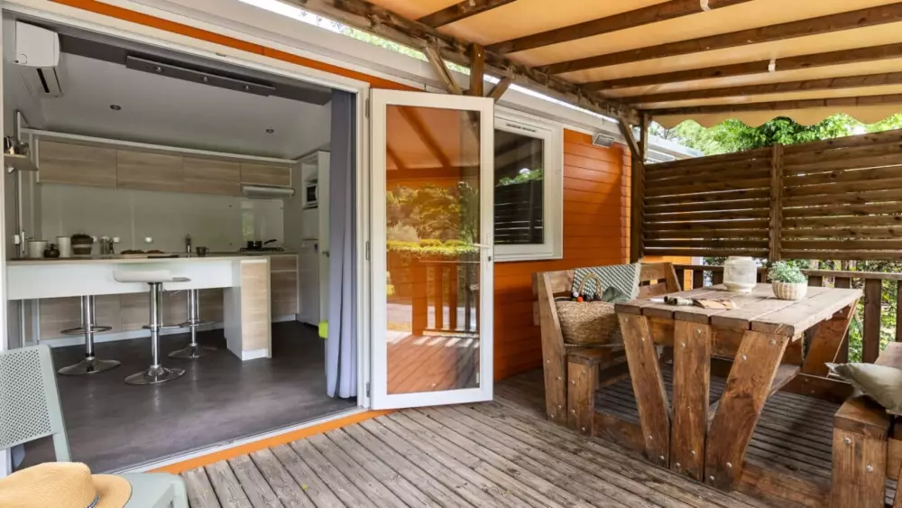 Camping Yelloh Village Les Bois du Châtelas 4 étoiles★★★★