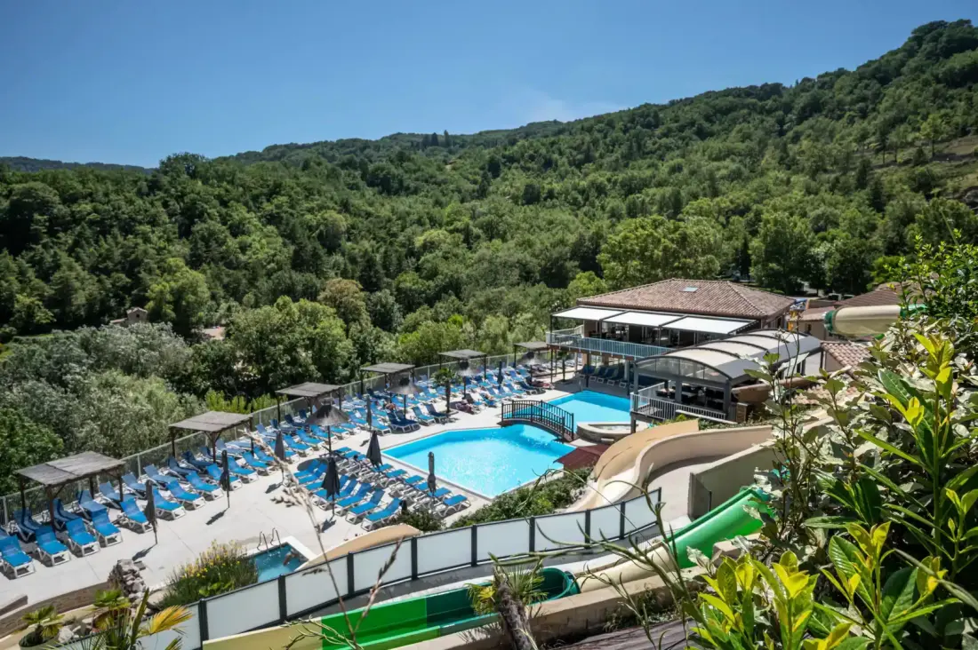 Camping Yelloh Village Les Bois du Châtelas 4 étoiles★★★★