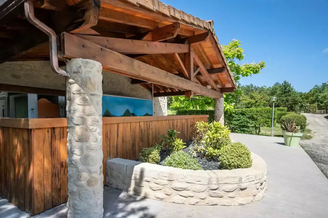 Camping Yelloh Village Les Bois du Châtelas 4 étoiles★★★★