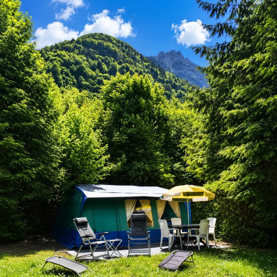 Camping Le Château de Rochetaillée 4 étoiles★★★★