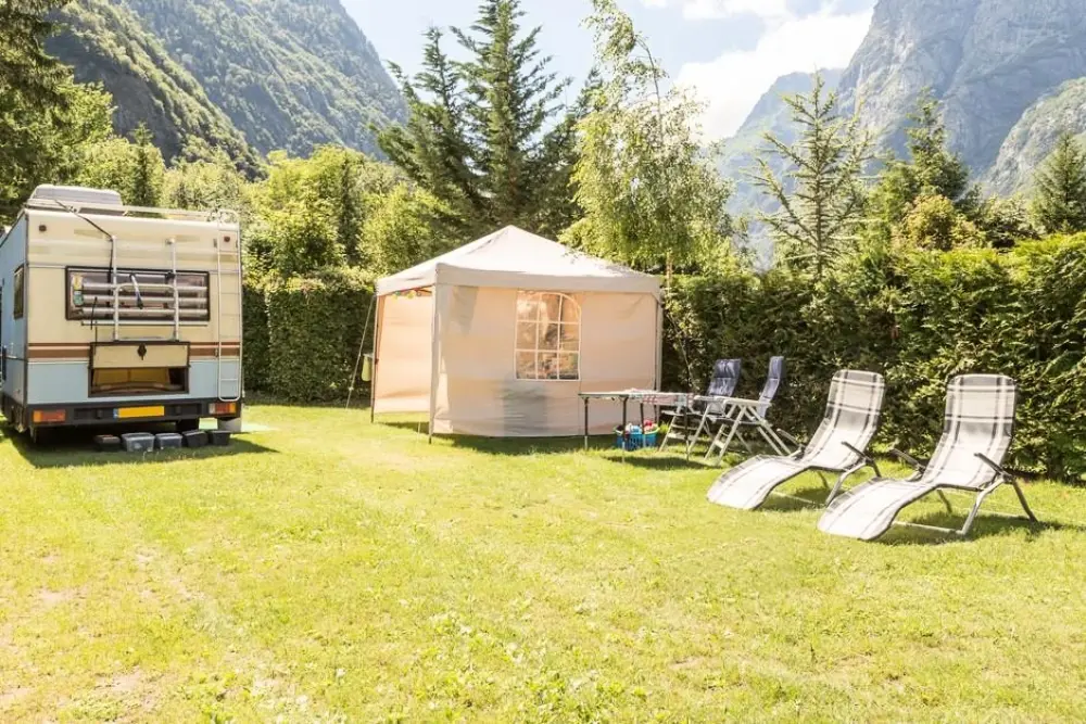 Camping Le Château de Rochetaillée 4 étoiles★★★★