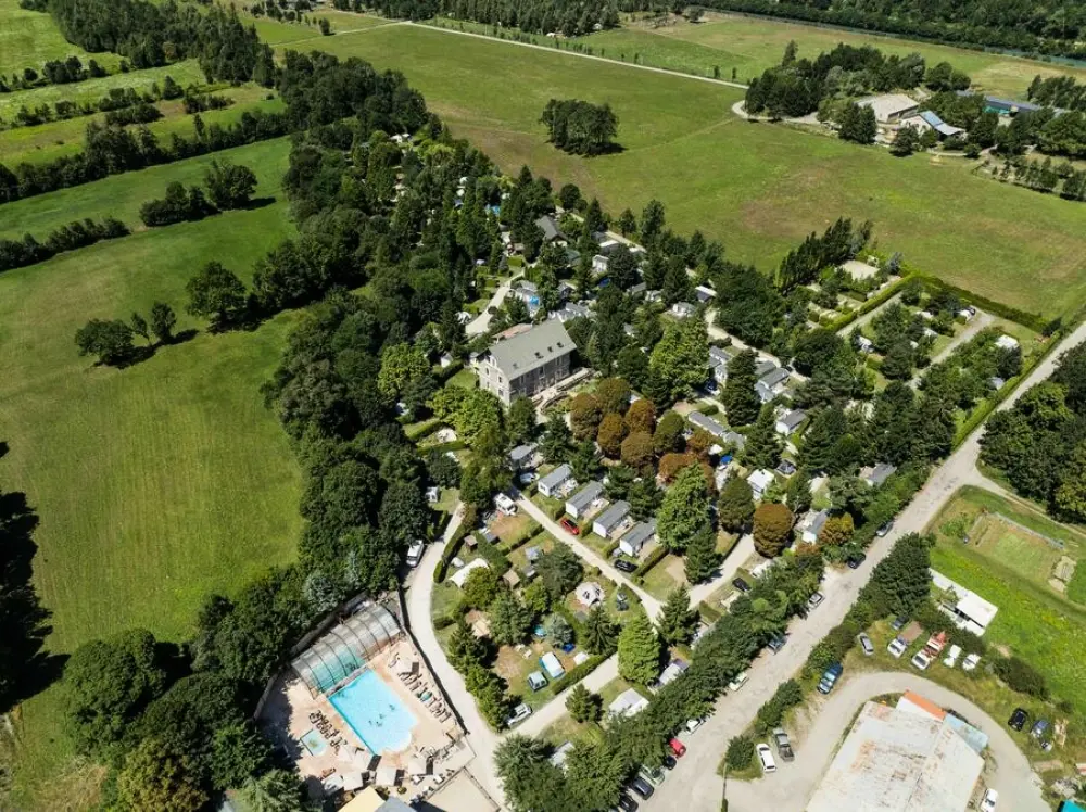 Camping Le Château de Rochetaillée 4 étoiles★★★★