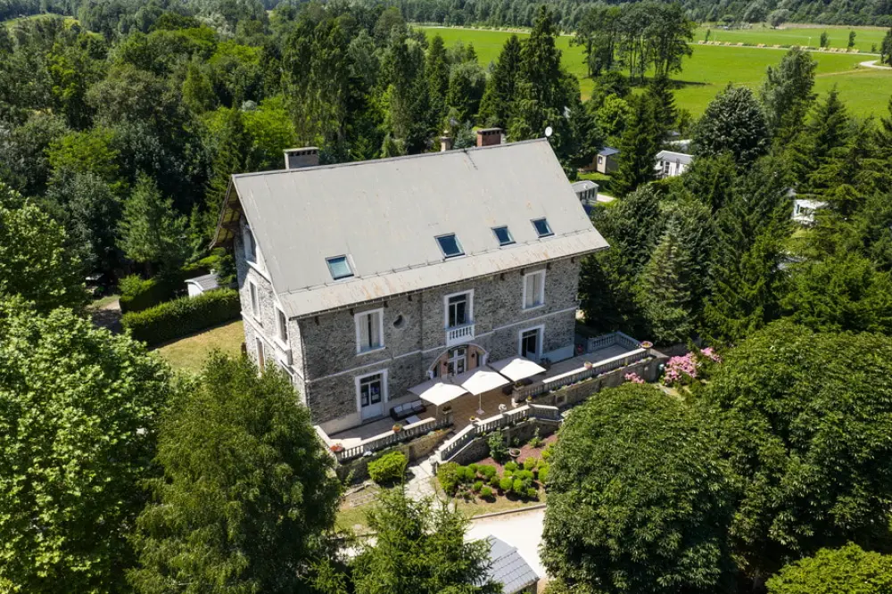 Camping Le Château de Rochetaillée 4 étoiles★★★★