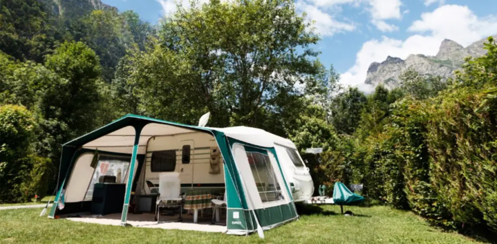 Camping Le Château de Rochetaillée 4 étoiles★★★★