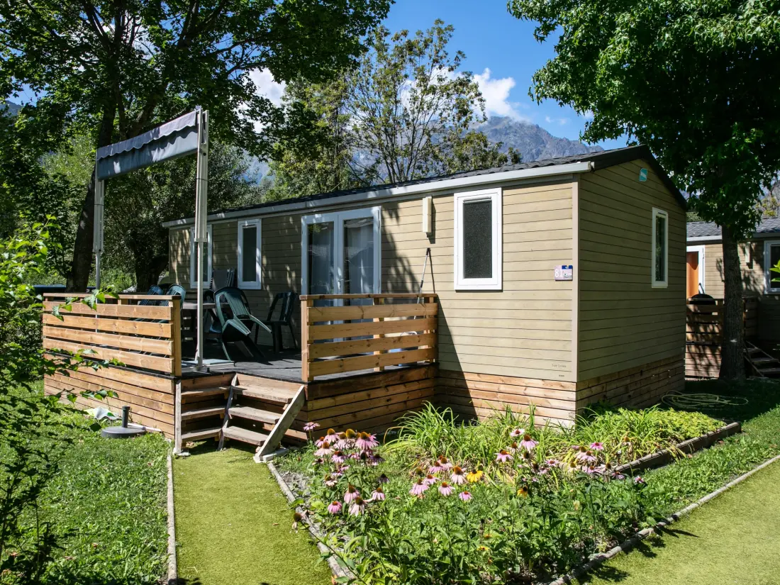 Flower Camping  A La Rencontre du Soleil 4 étoiles★★★★